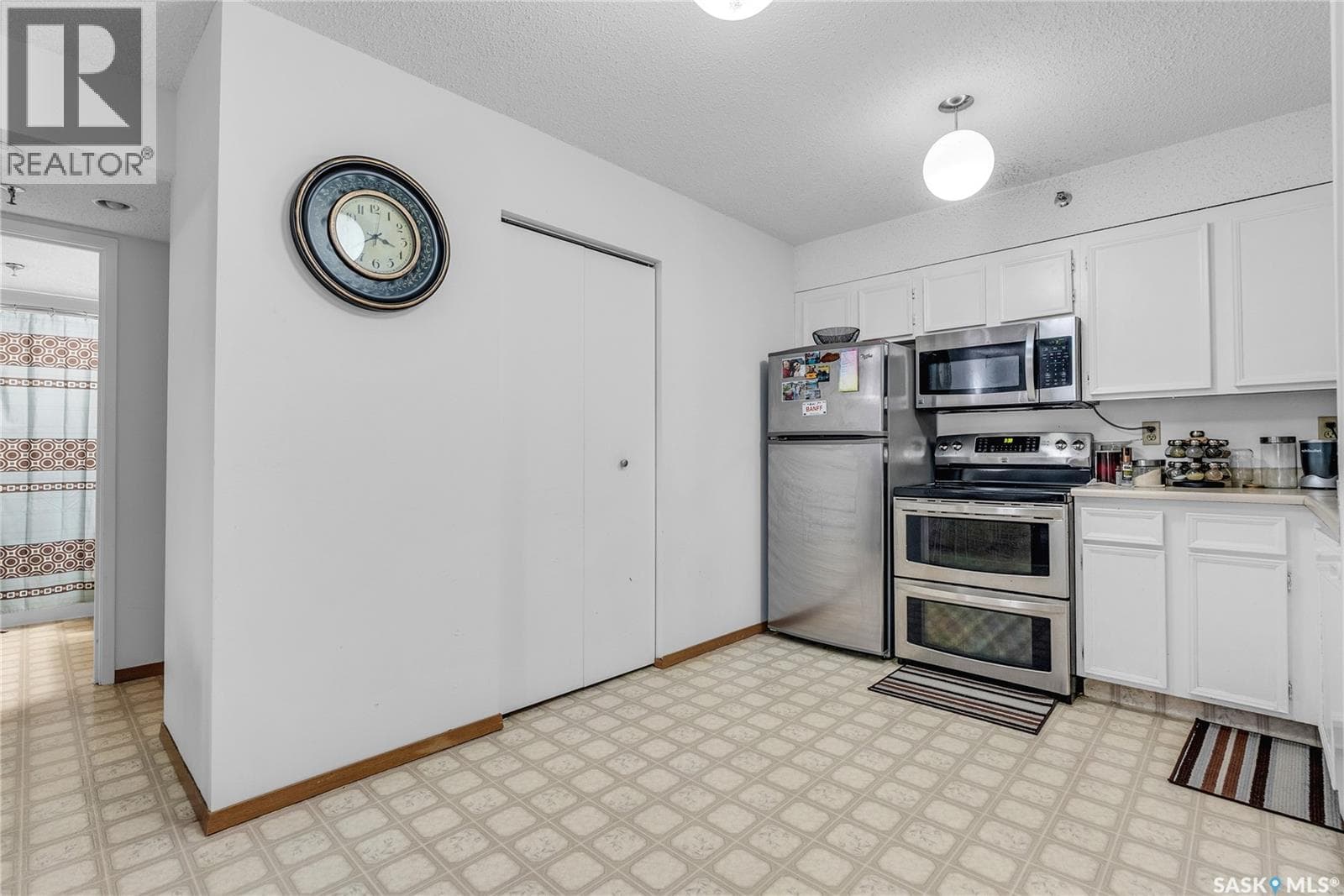 305 405 5th AVENUE N photo 7