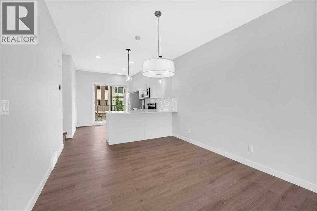 305 Shawnee Square SW photo 3