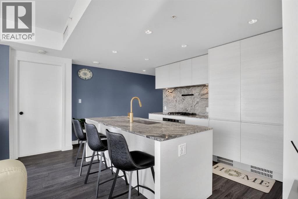 1907, 310 12 Avenue SW photo 4