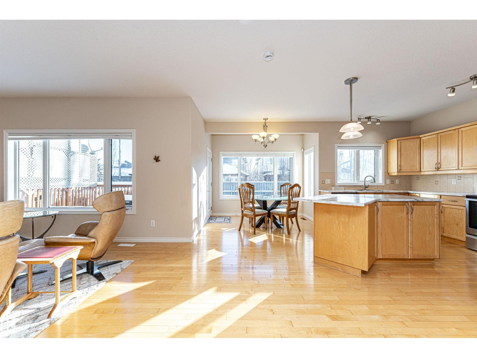 1915 126 ST SW photo 10