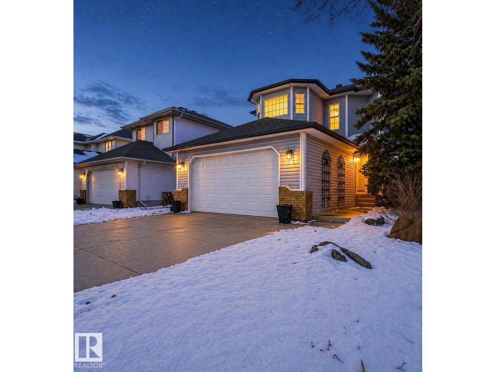 874 RYAN PL NW photo 3
