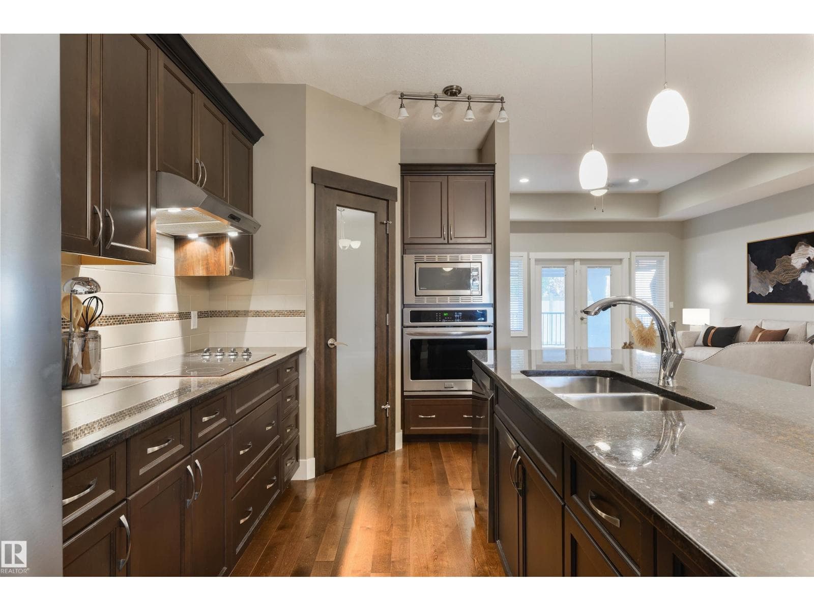 #132 50 HEATHERGLEN DR photo 9