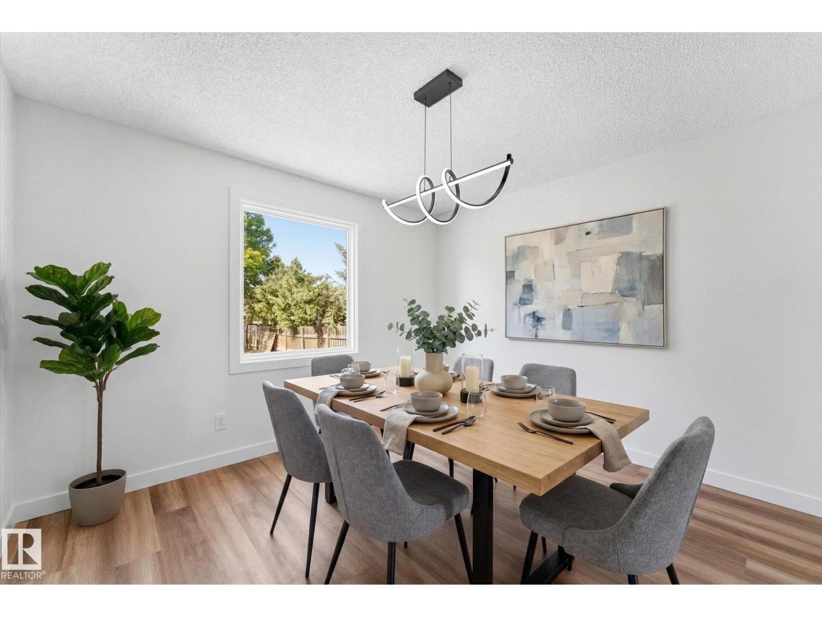 4224 110 ST NW photo 10