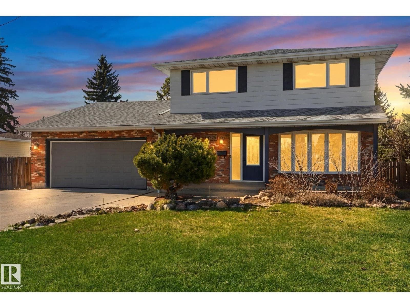 4 bed 2 bath single family at 4224 110 ST NW — $649,900