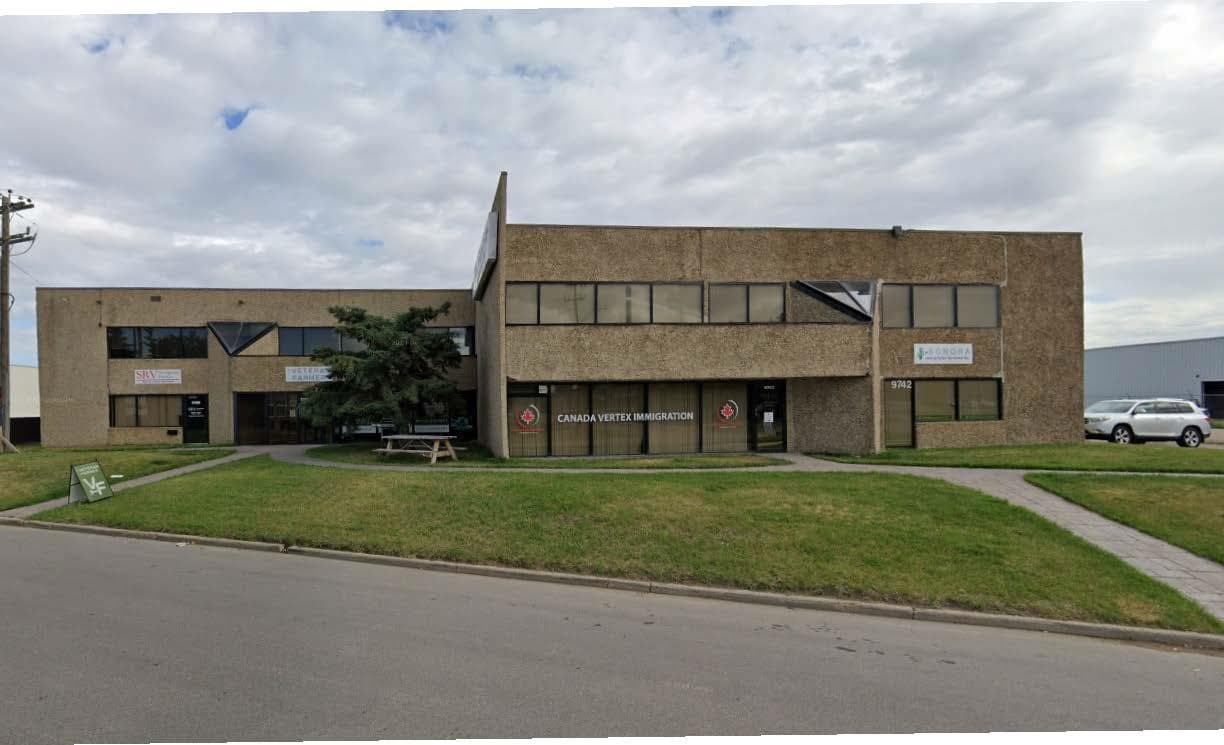 9742-9762  54 Avenue