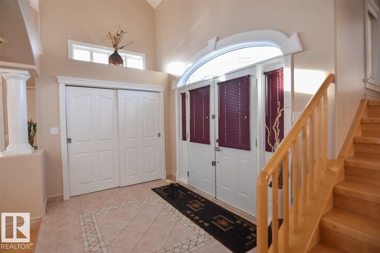 16115 57 ST NW photo 2