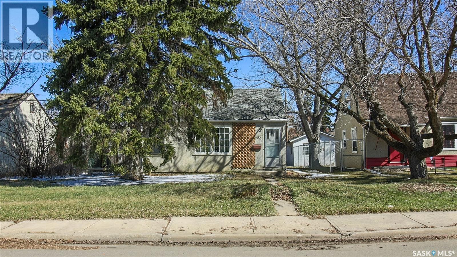 20 CECIL CRESCENT
