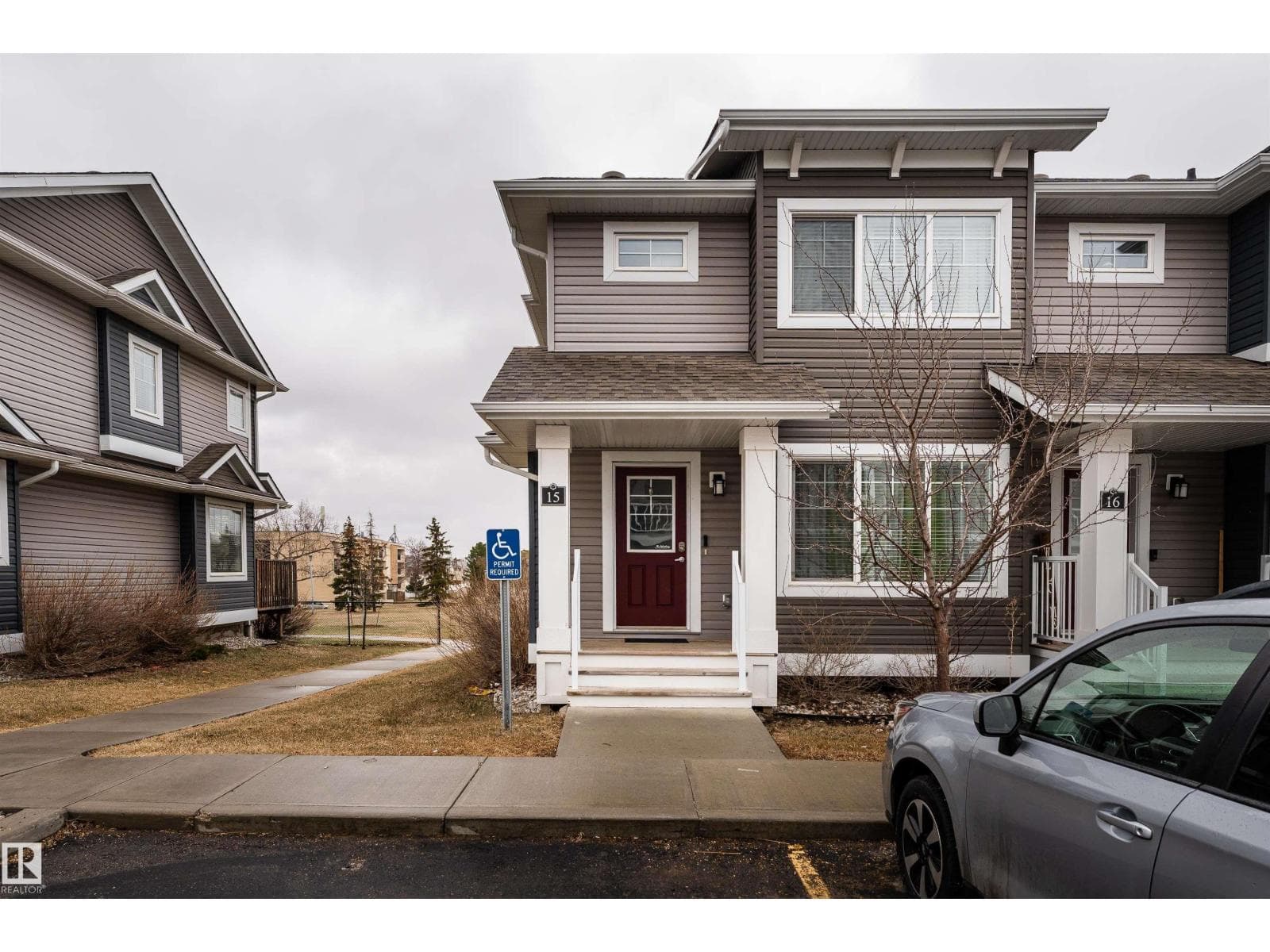 #15 5203 149 AV NW — photo 4