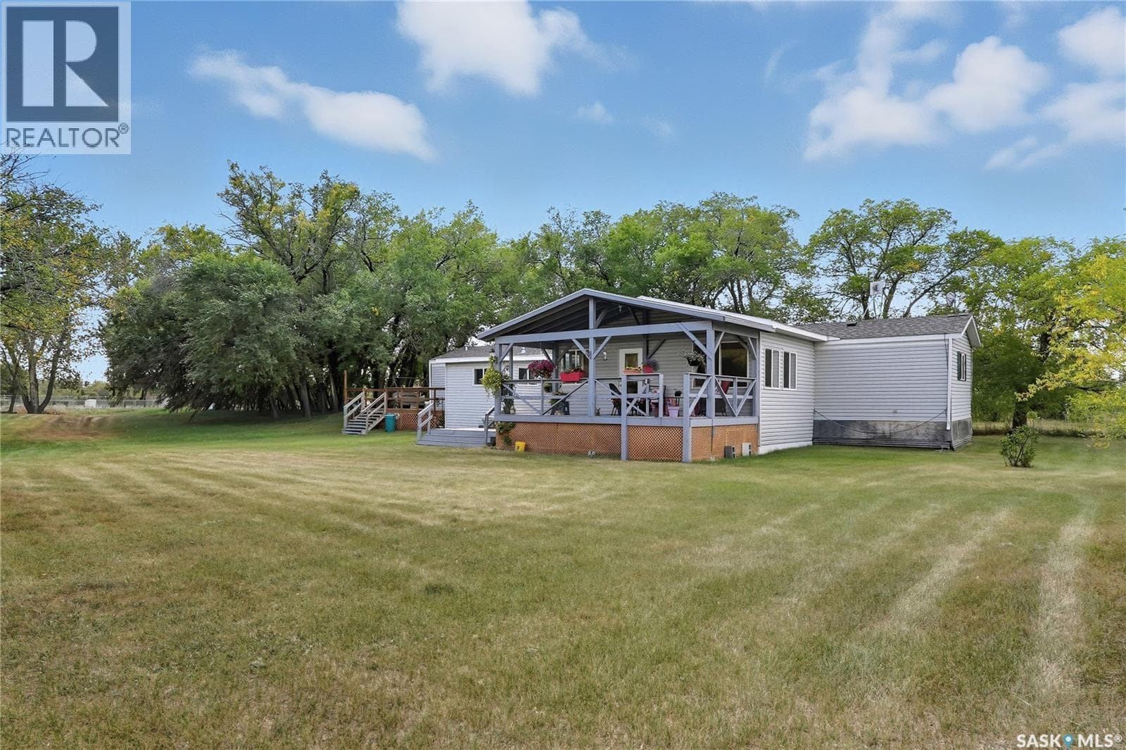 Grandora Acreage — photo 3