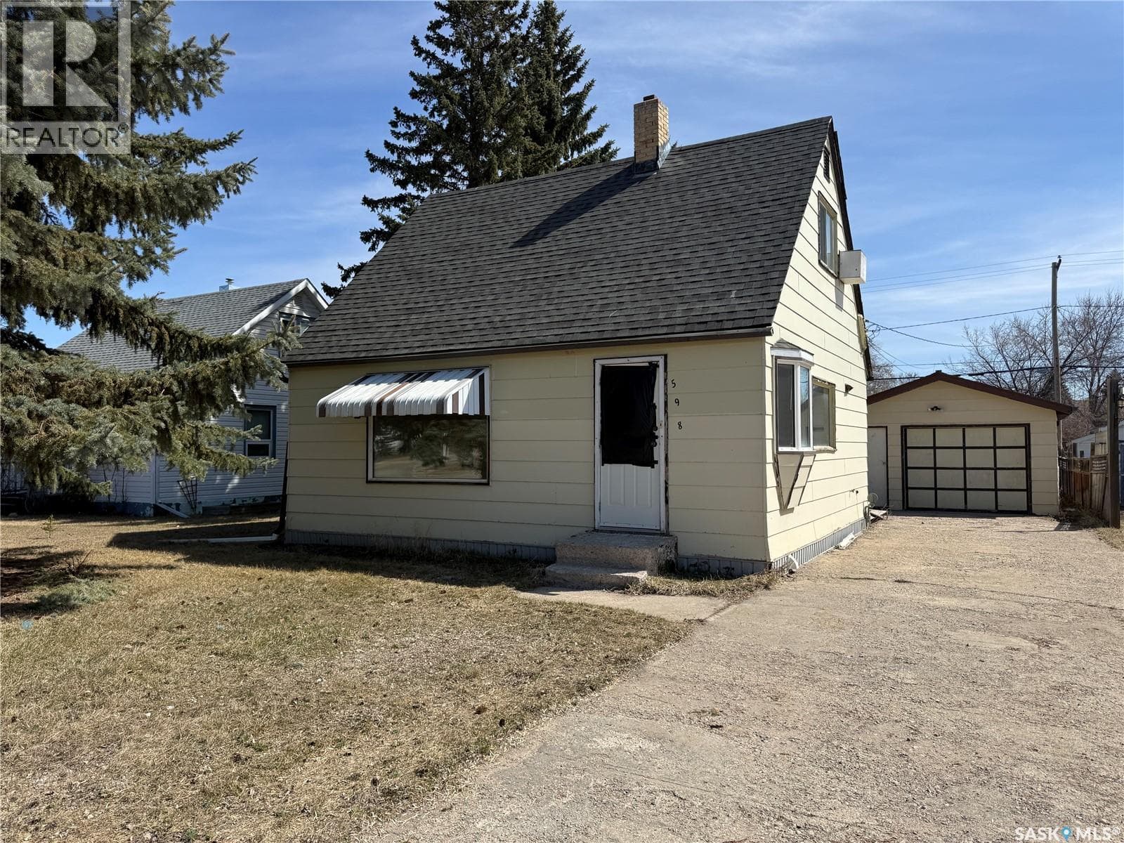 598 Prince Edward STREET