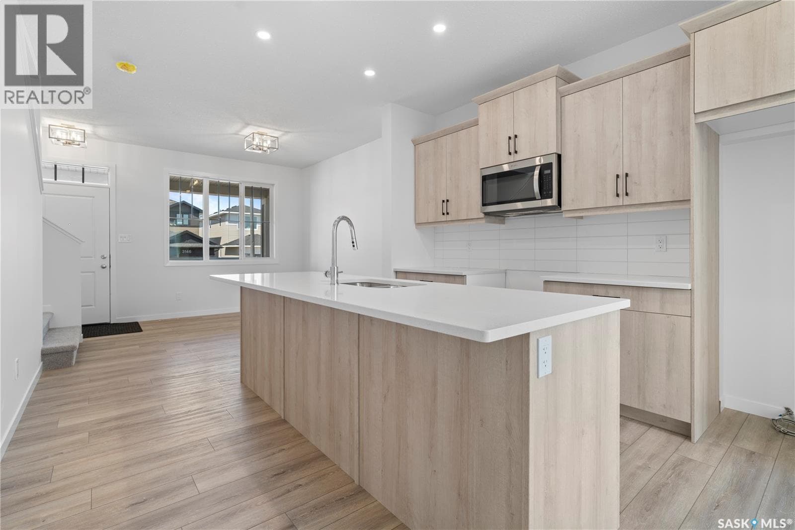 3151 Bowen STREET — photo 5