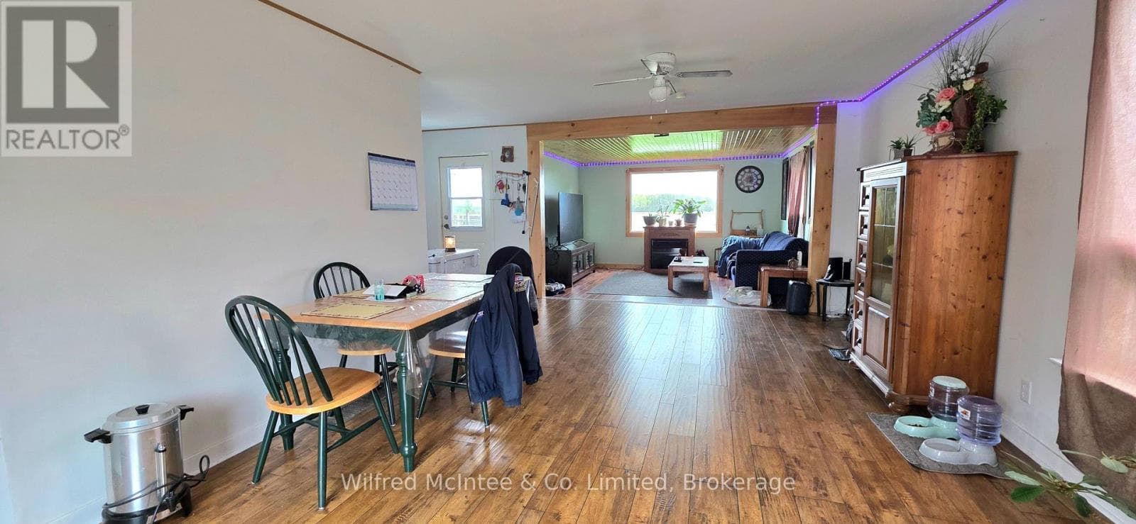 10 QUEBEC ROAD — photo 2