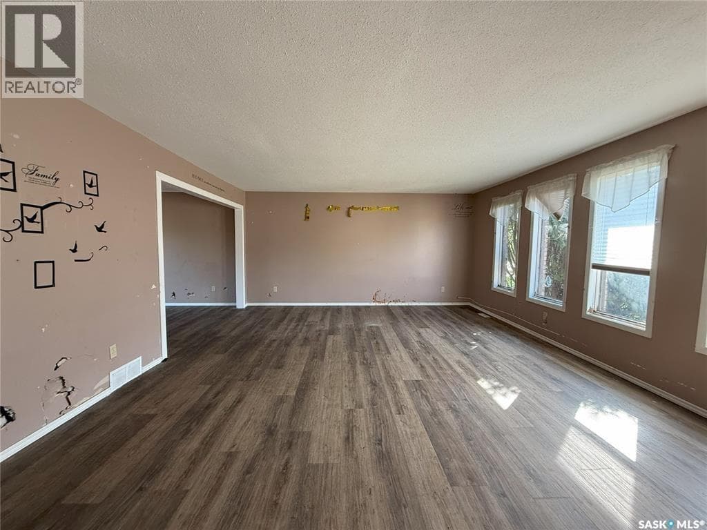 3116 Grey Owl CRESCENT — photo 2