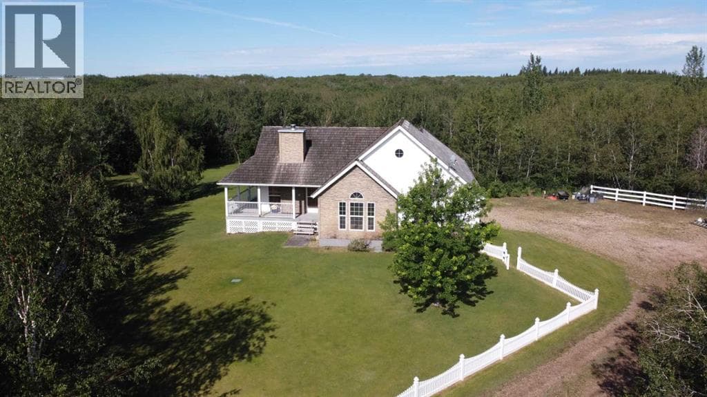 6 Cedar Crescent