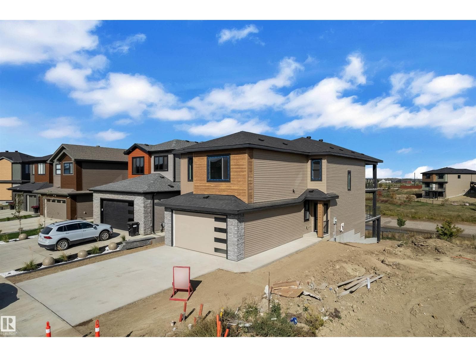 30 TILIA PL — photo 2