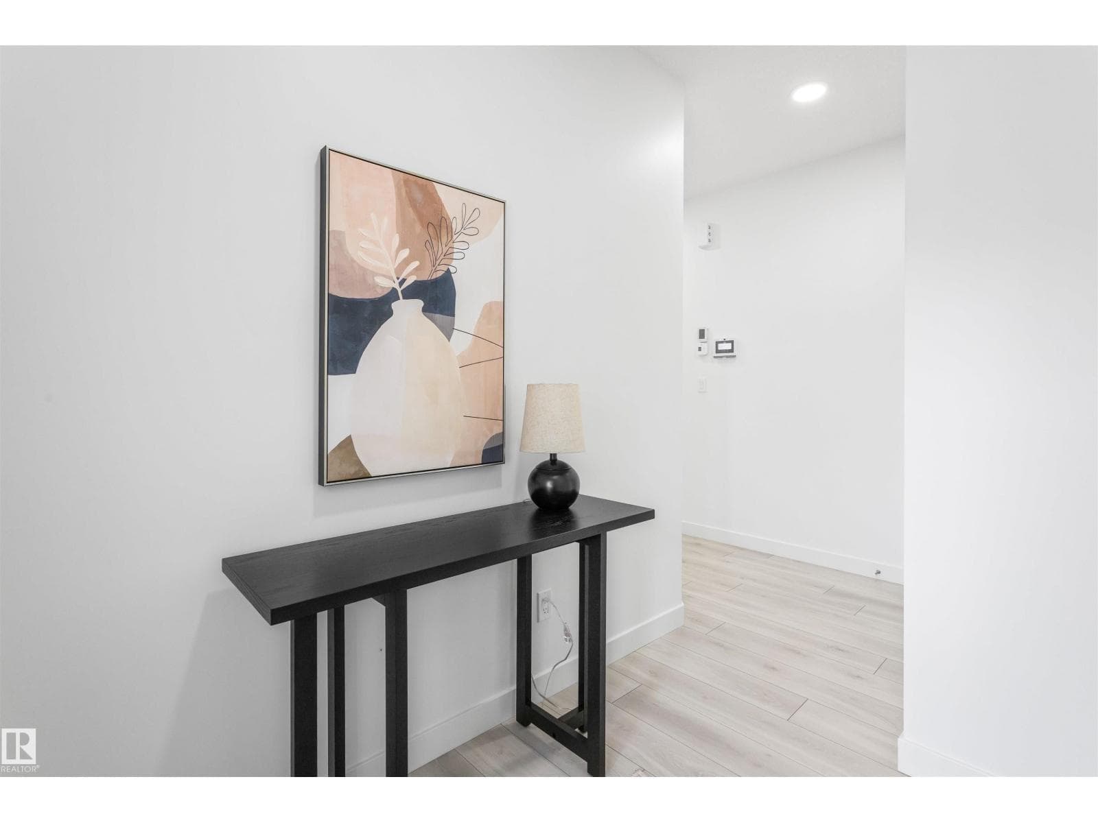 20841 15a AV NW — photo 3