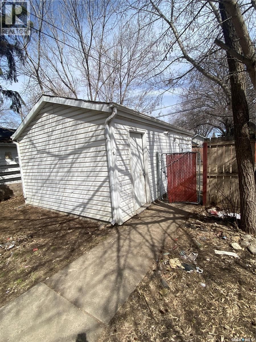 1234 G AVENUE N — photo 3