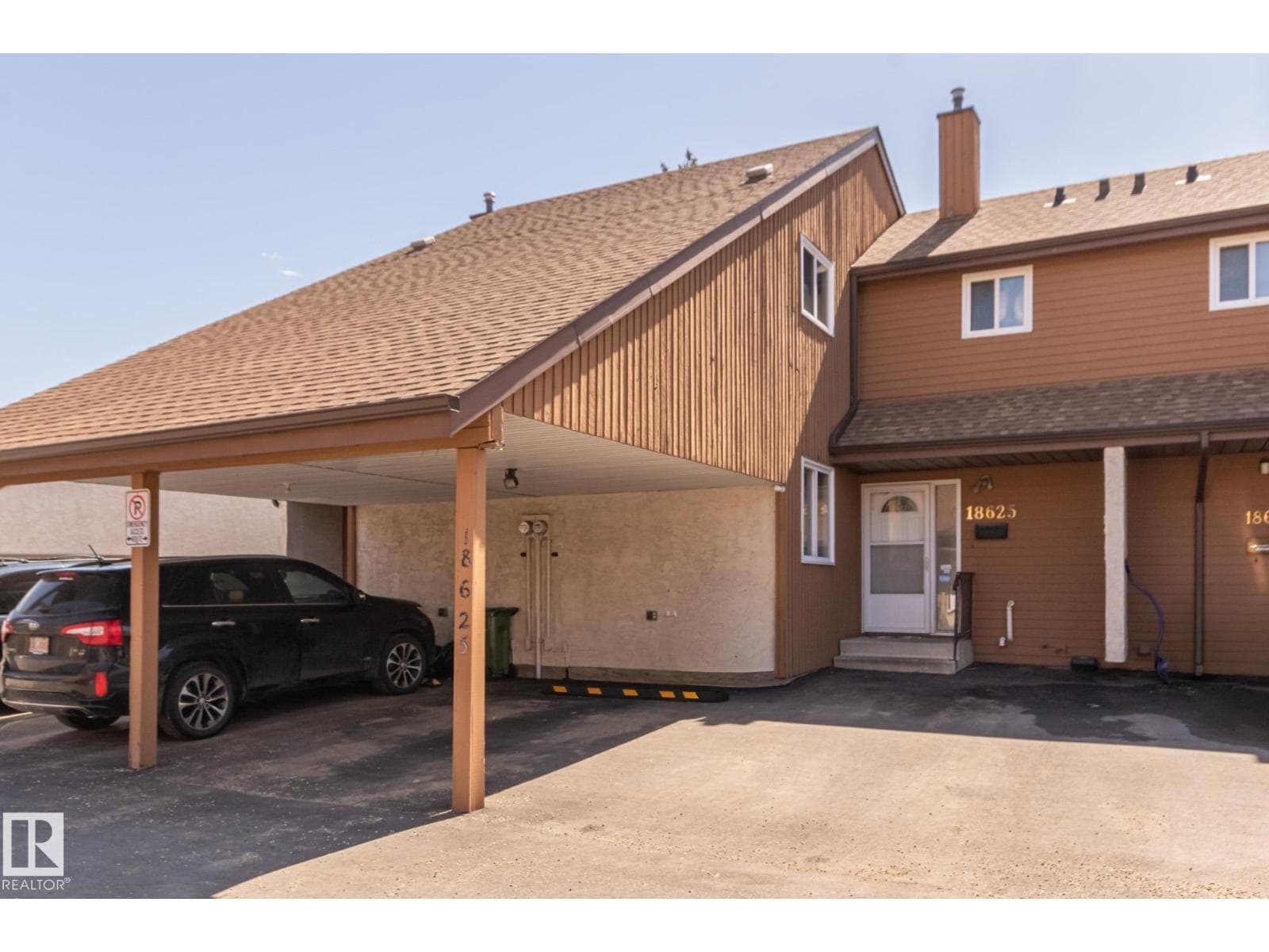 18625 66 AV NW