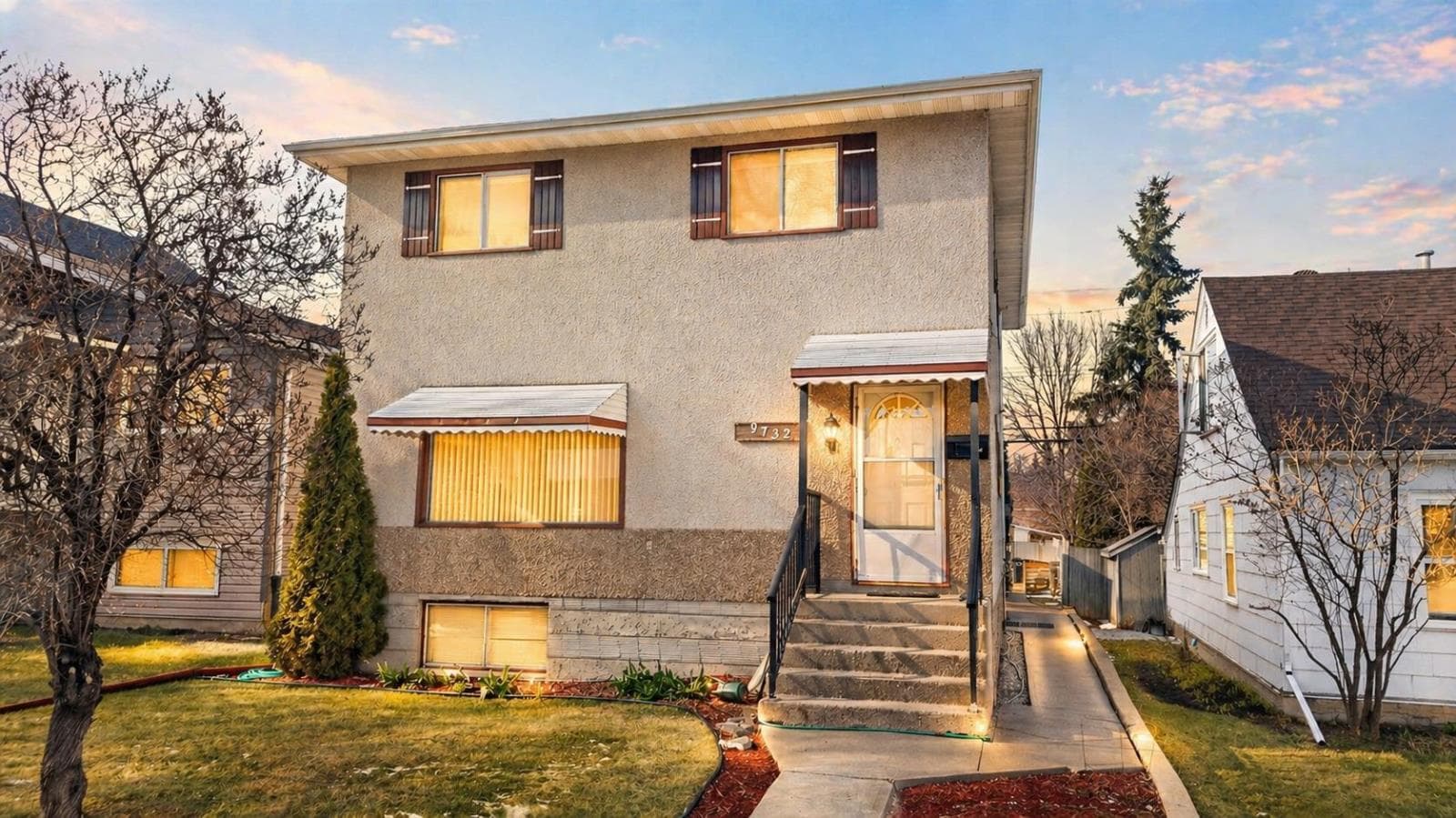 9732 75 Ave NW, Edmonton, AB T6E 1H8, Canada