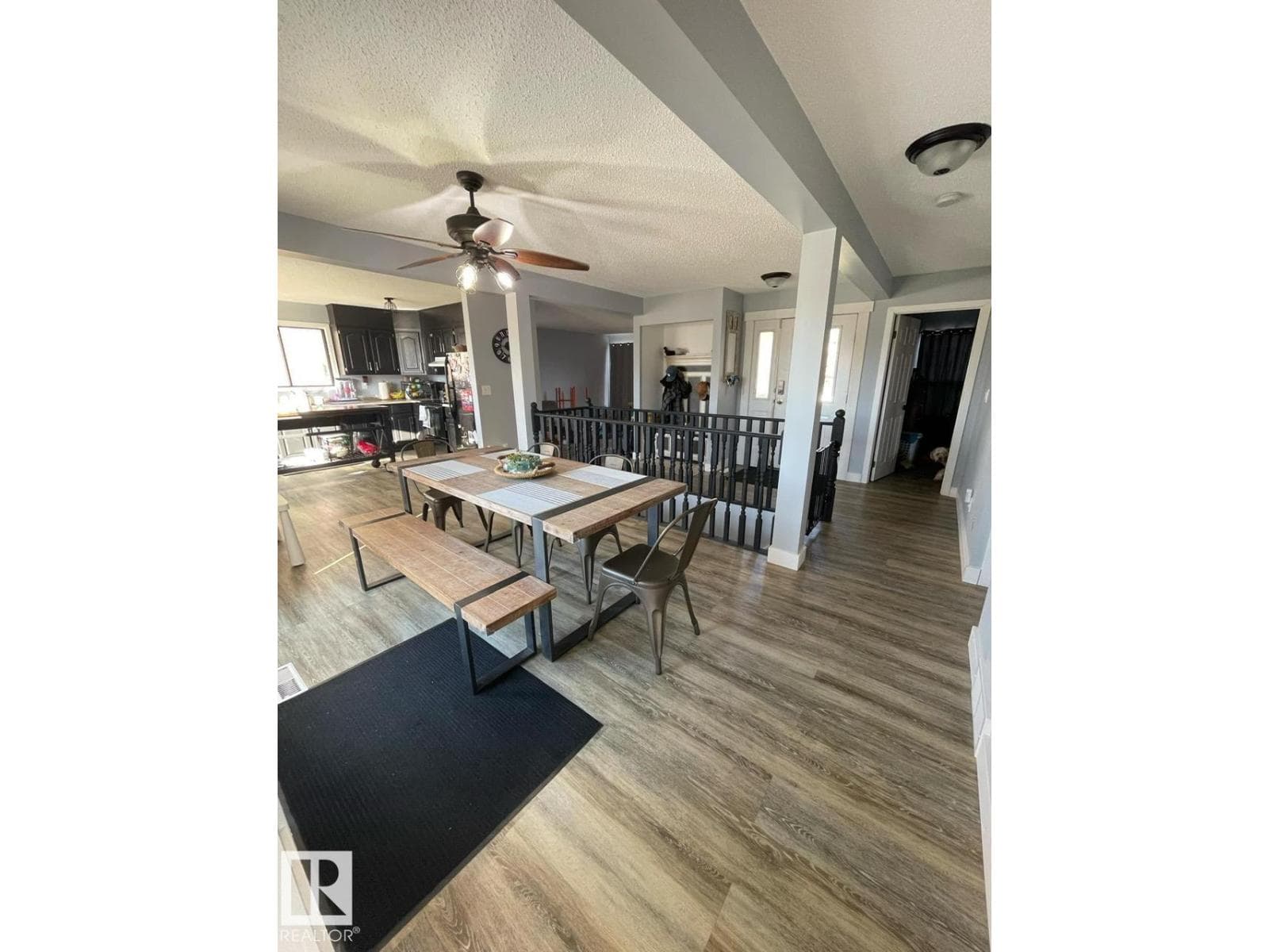 5108 58 AV — photo 4
