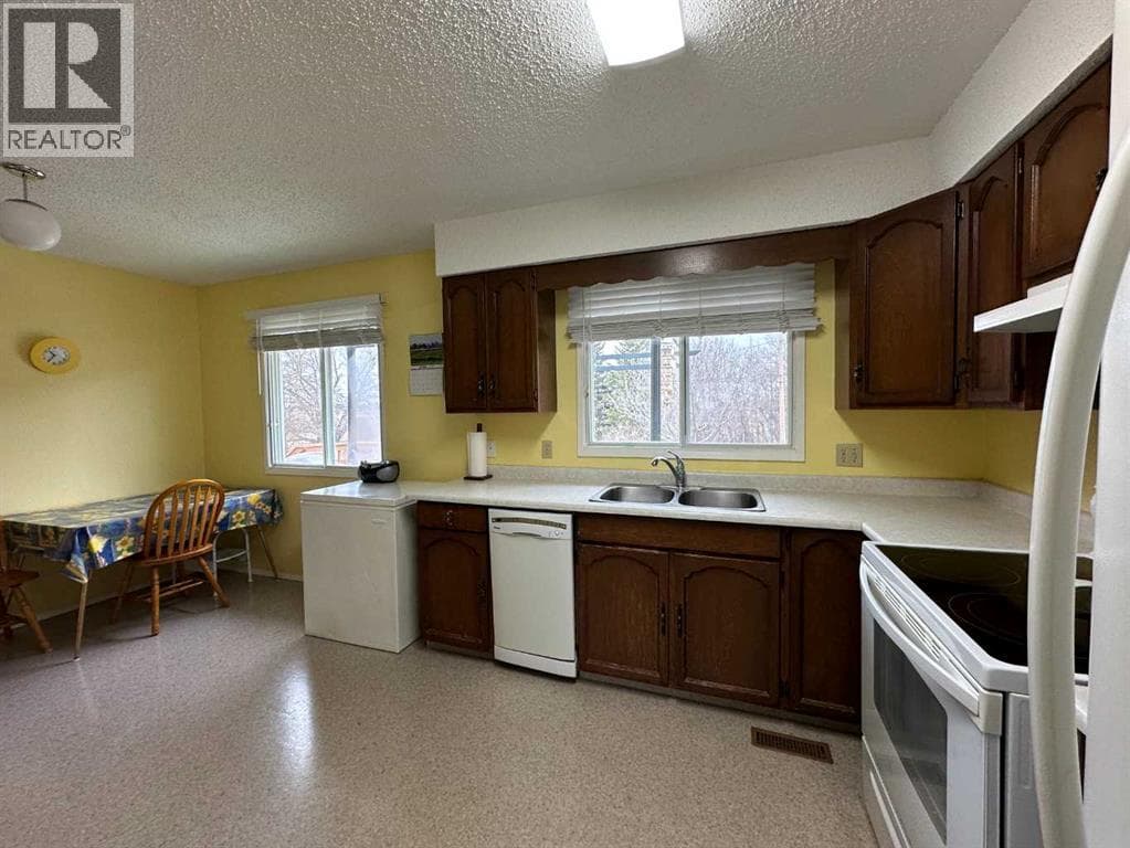 5 Sproule Place — photo 4
