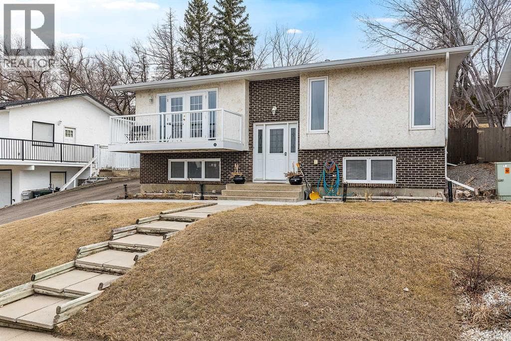7 Valleyview Drive SW