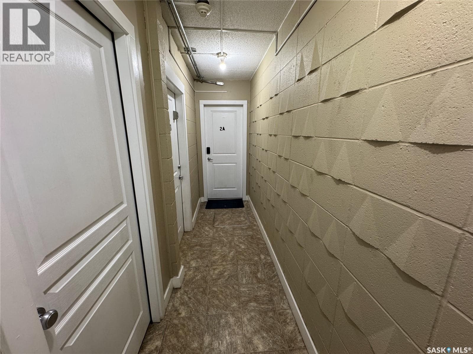 2A 2125 LORNE STREET — photo 5