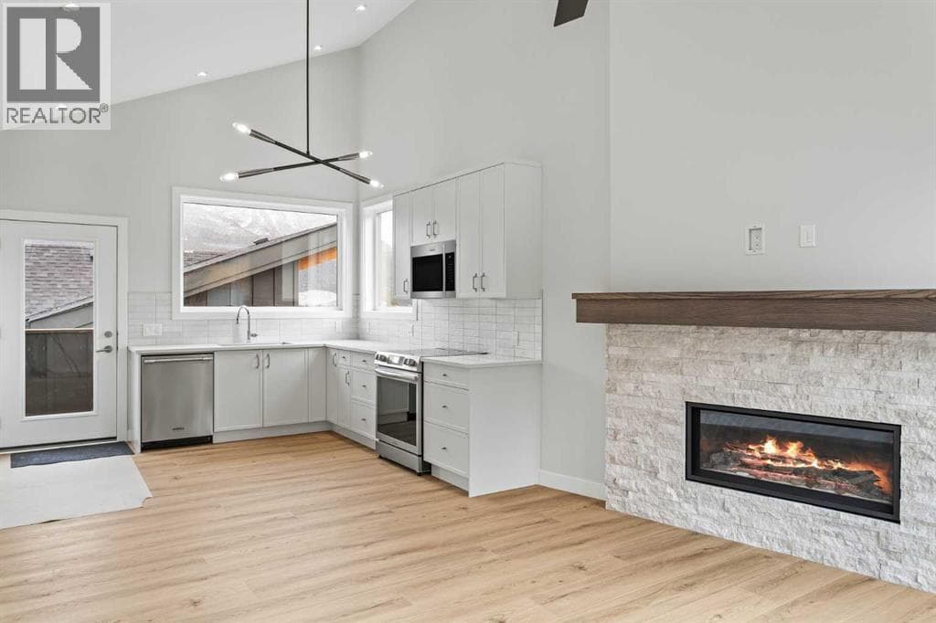 203J, 209 Stewart Creek Rise — photo 3