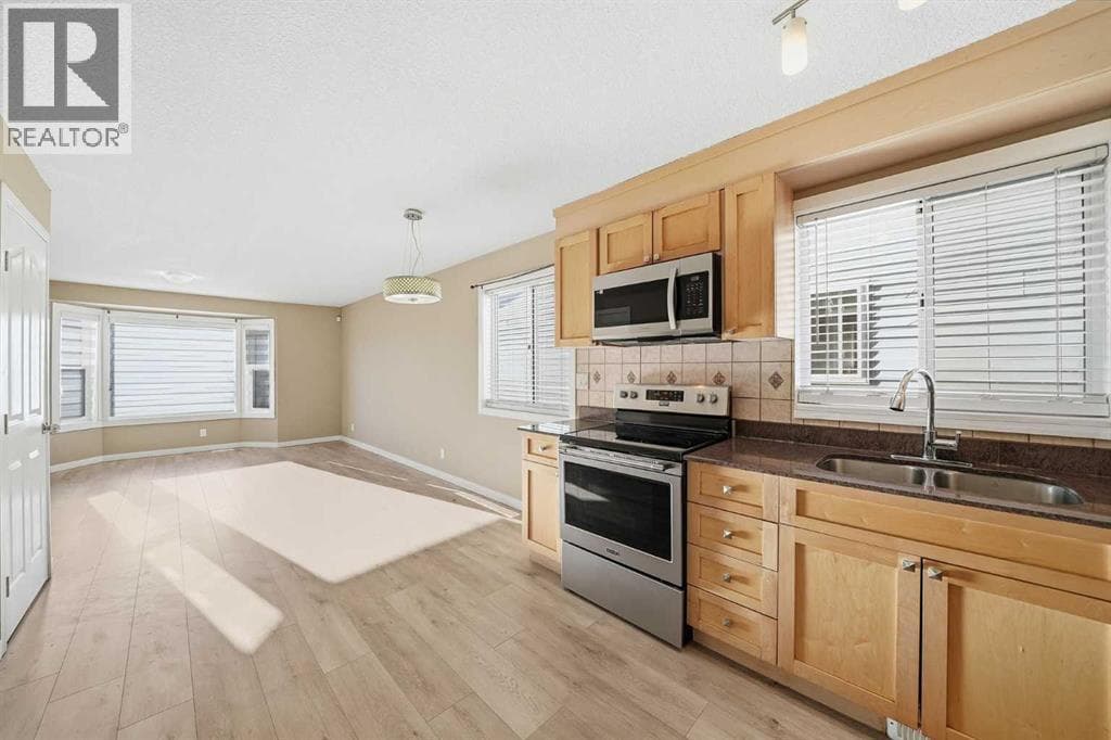 30 Falmere Way NE — photo 5