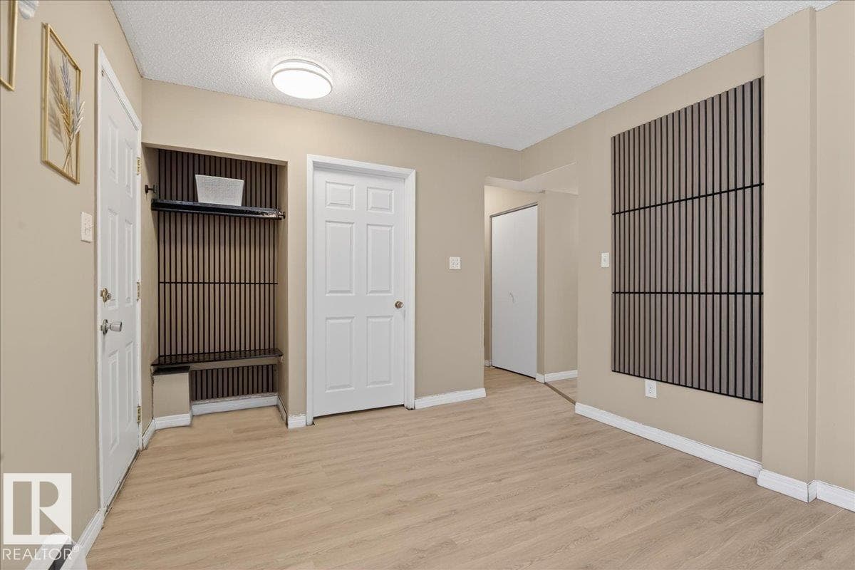 #309 2908 116A AV NW — photo 4