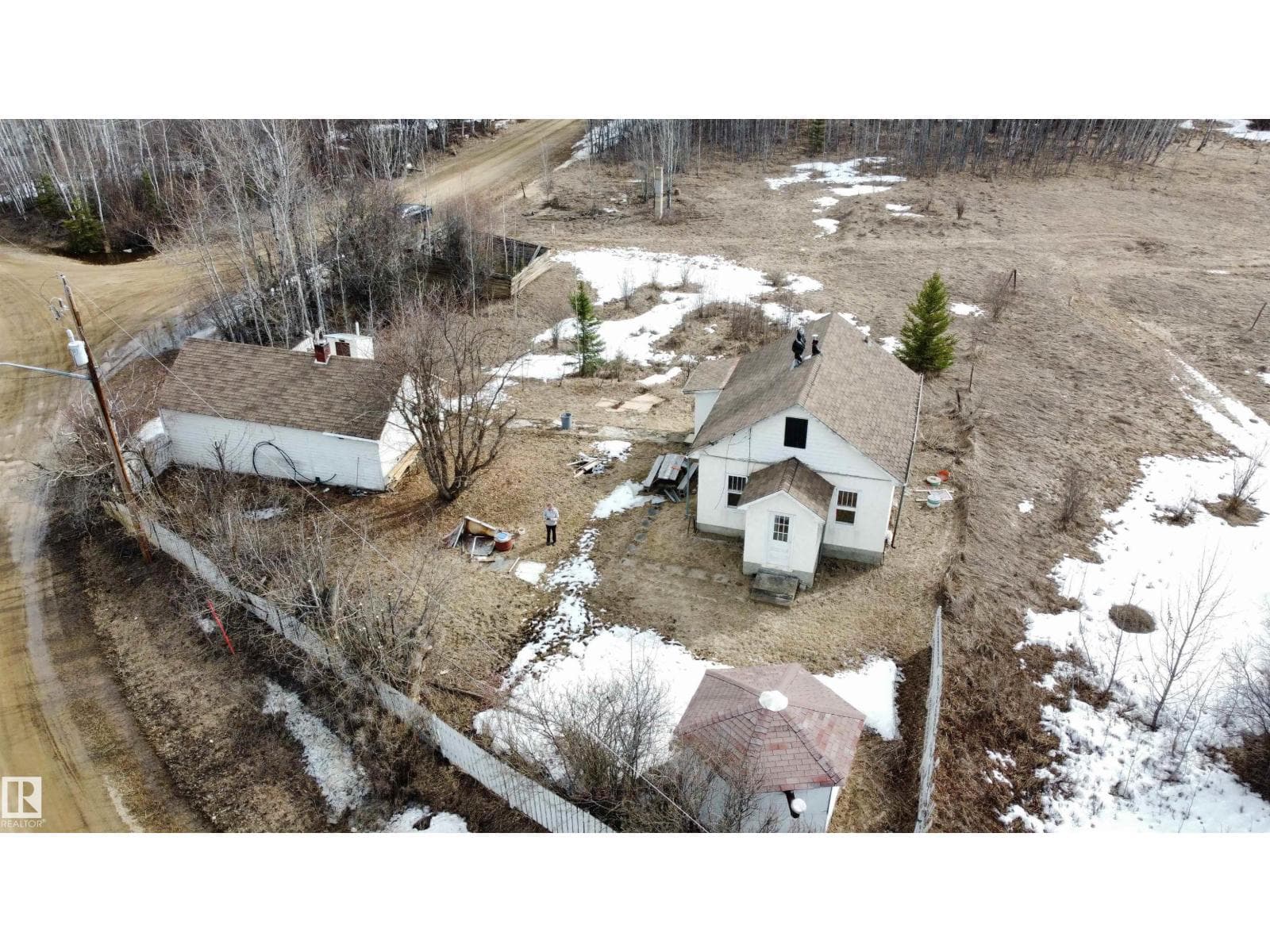 173035 Twp Rd 653 — photo 5