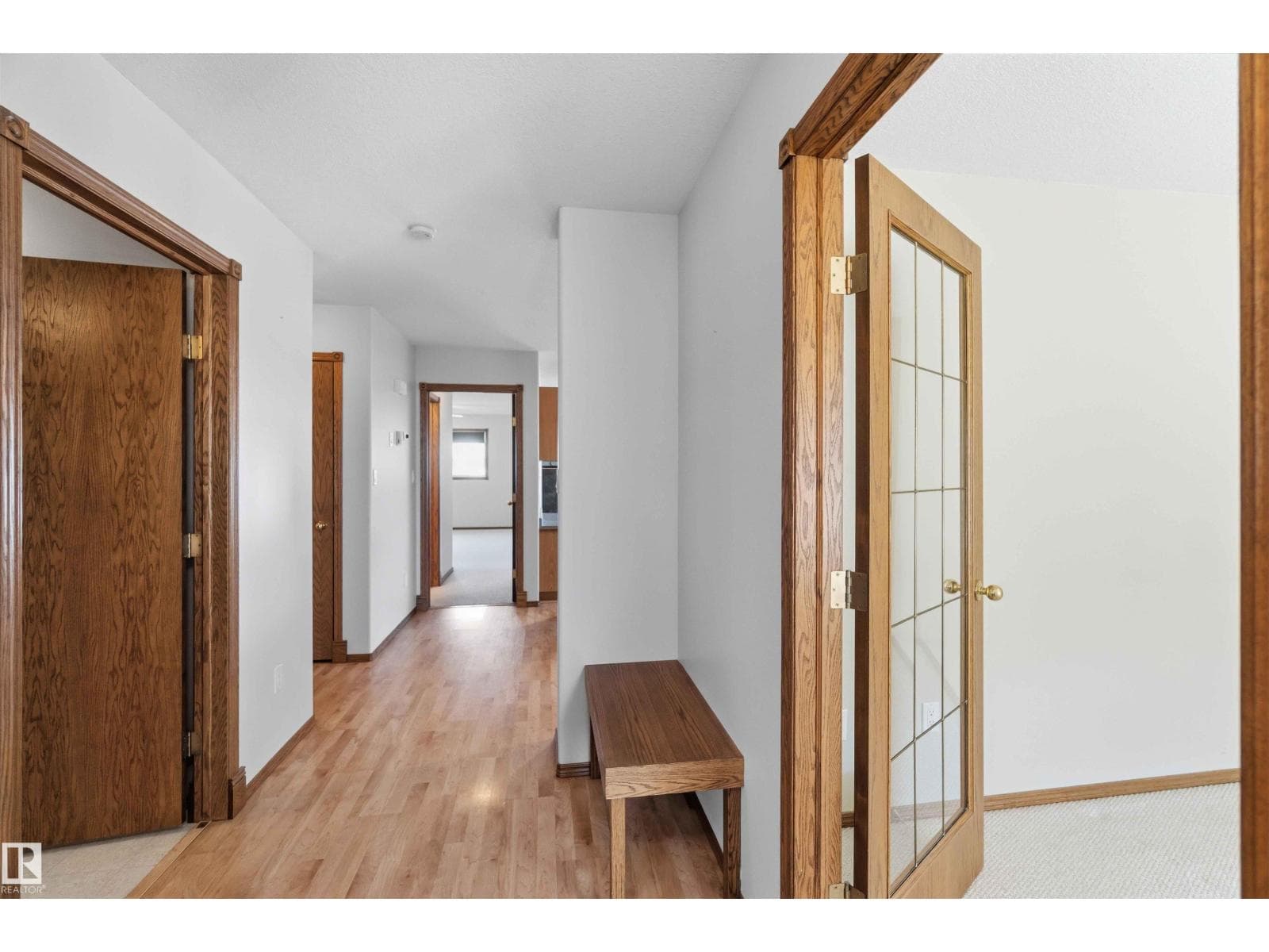 4930 50 ST — photo 5