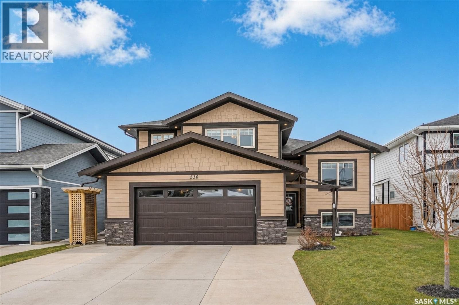 3 bed 3 bath single family at 530 Dagnone CRESCENT — $784,900