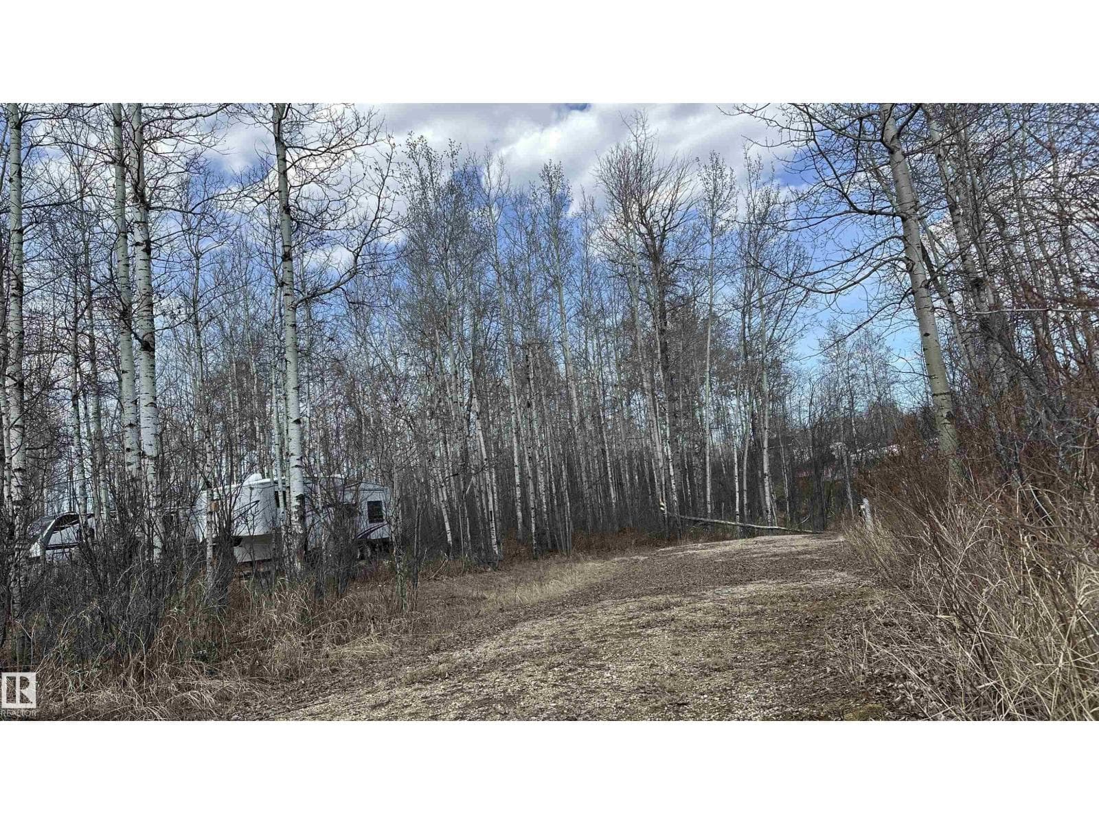 #177 5519 TWP RD 550 — photo 2