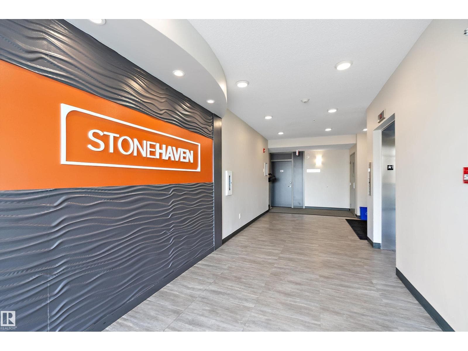 #407 812 WELSH DR SW — photo 4