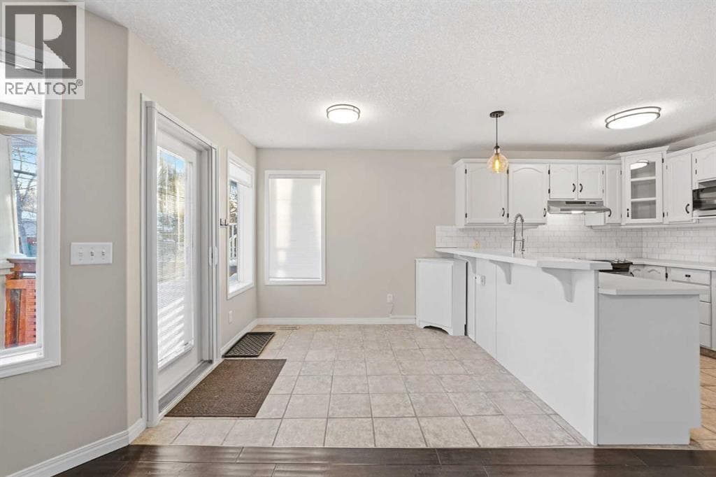 1, 20 34 Avenue SW photo 4