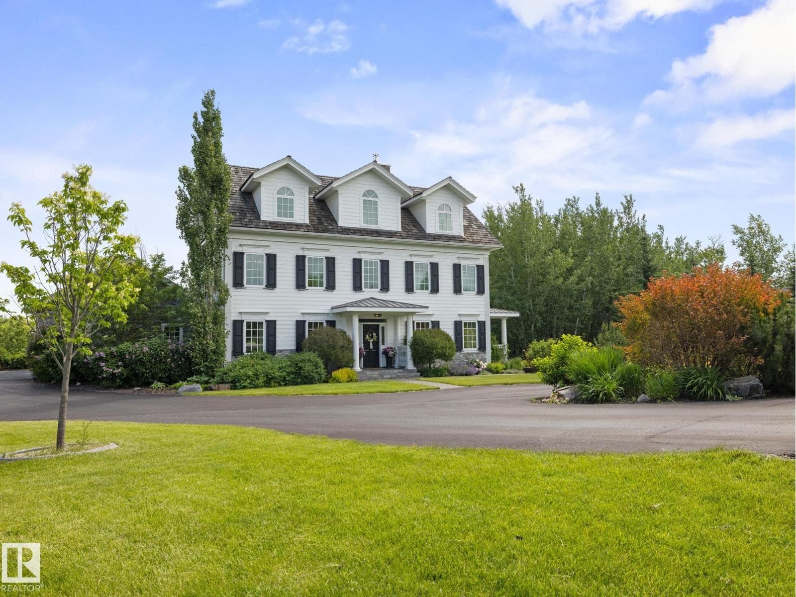 59 52105 RGE ROAD 225
