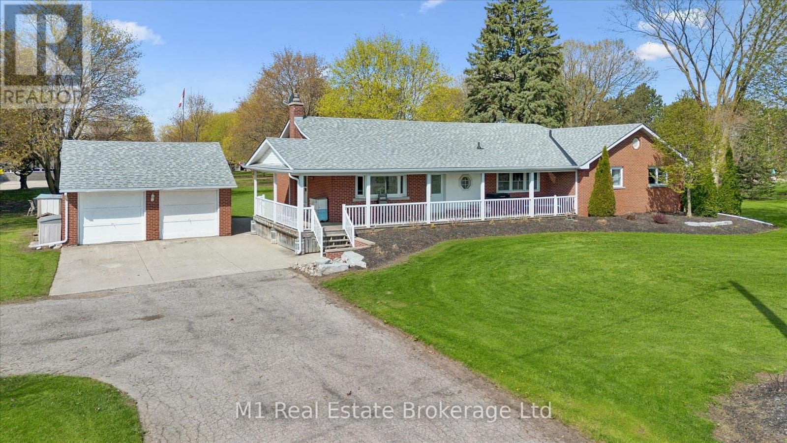 667 SAWMILL ROAD photo 2