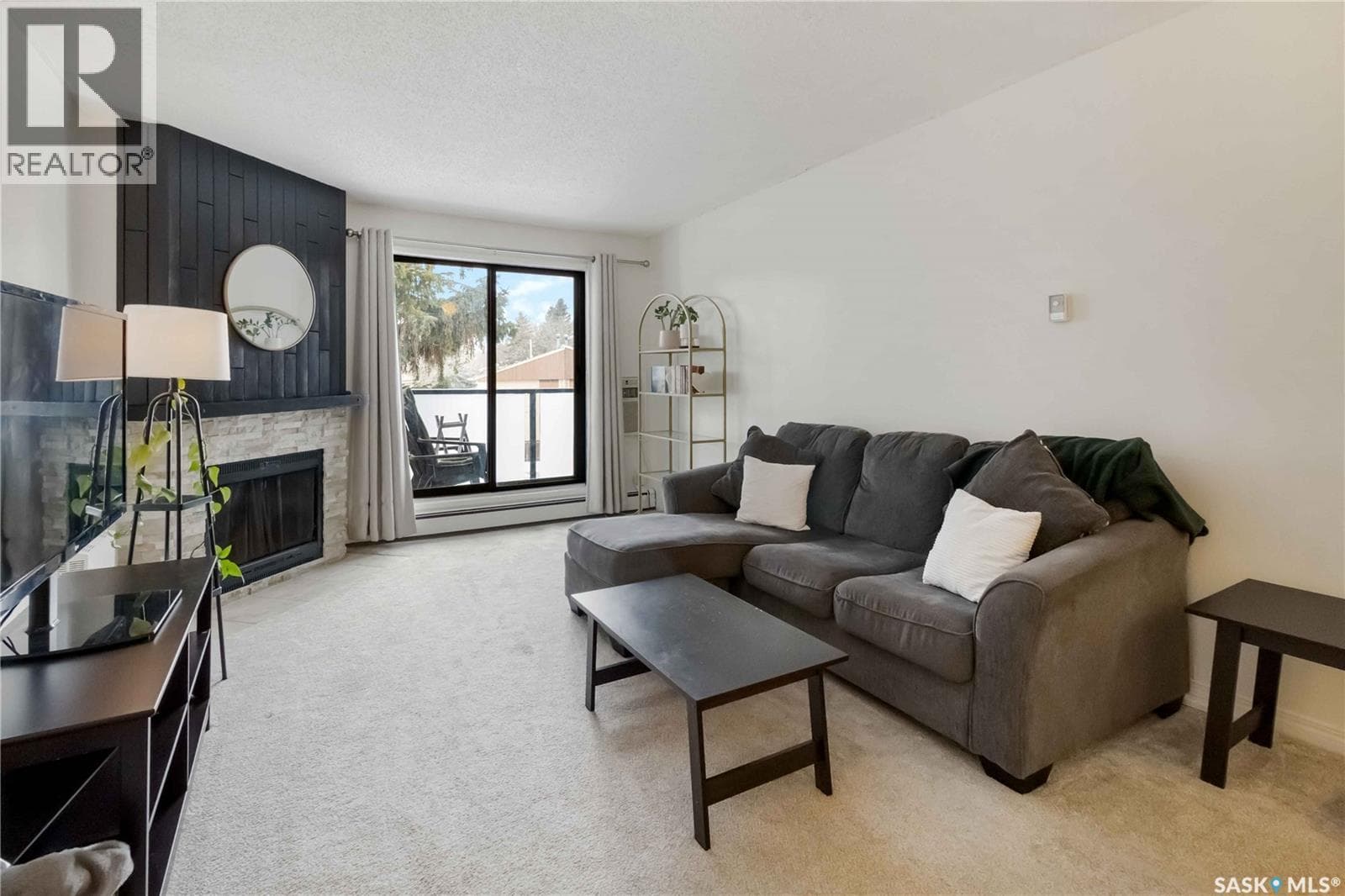 305 415 Tait COURT — photo 4