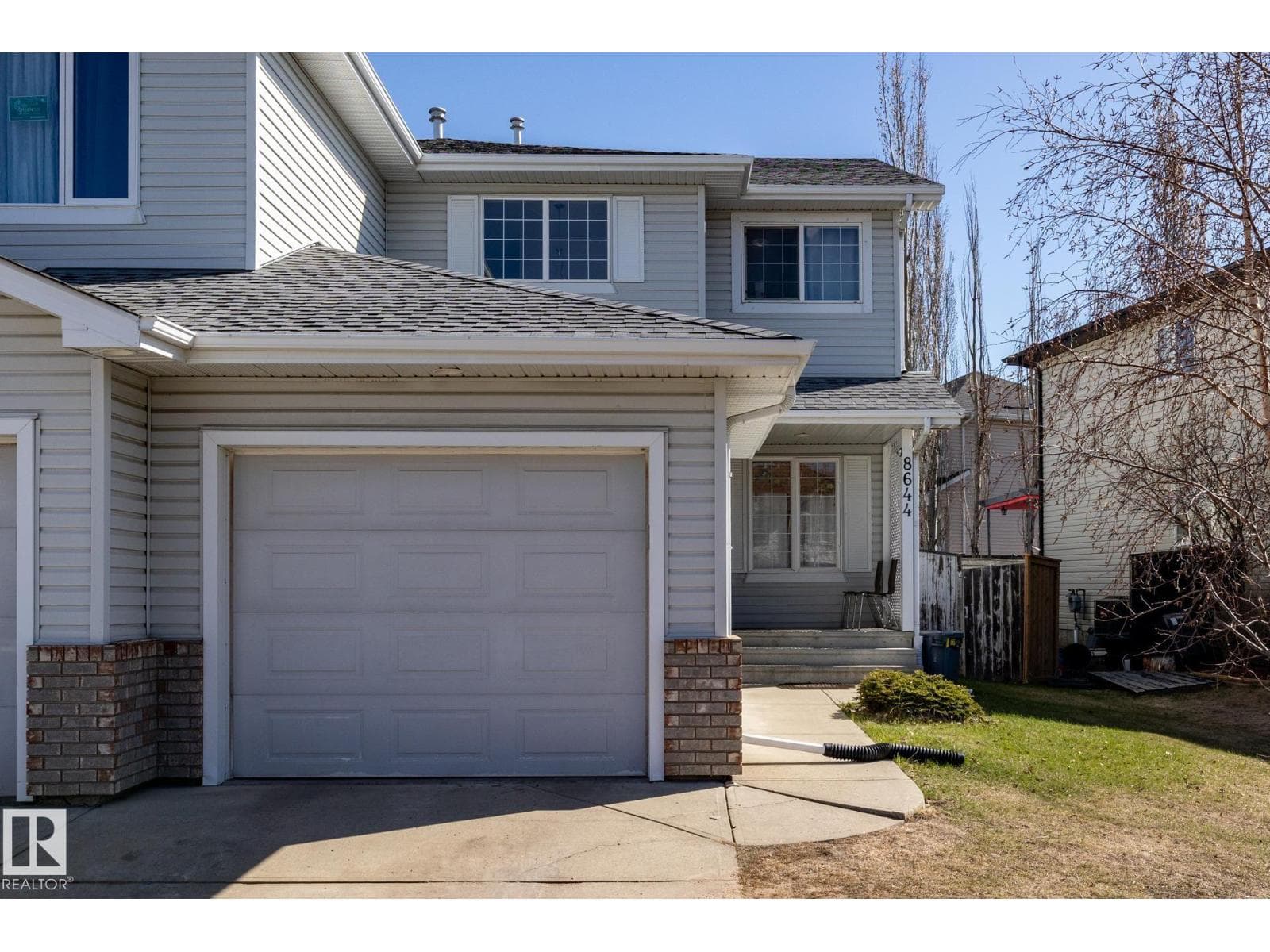 8644 173 AV NW