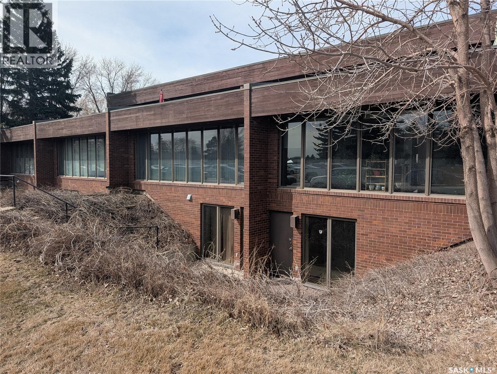 100 4010 Pasqua STREET — photo 3