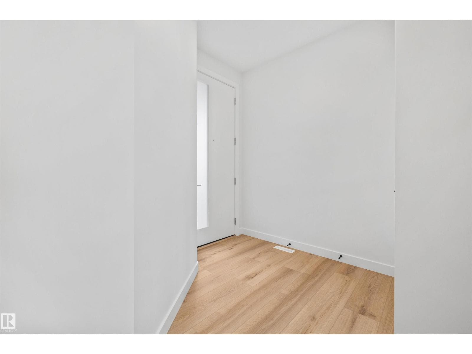 6 ENNS CO — photo 3