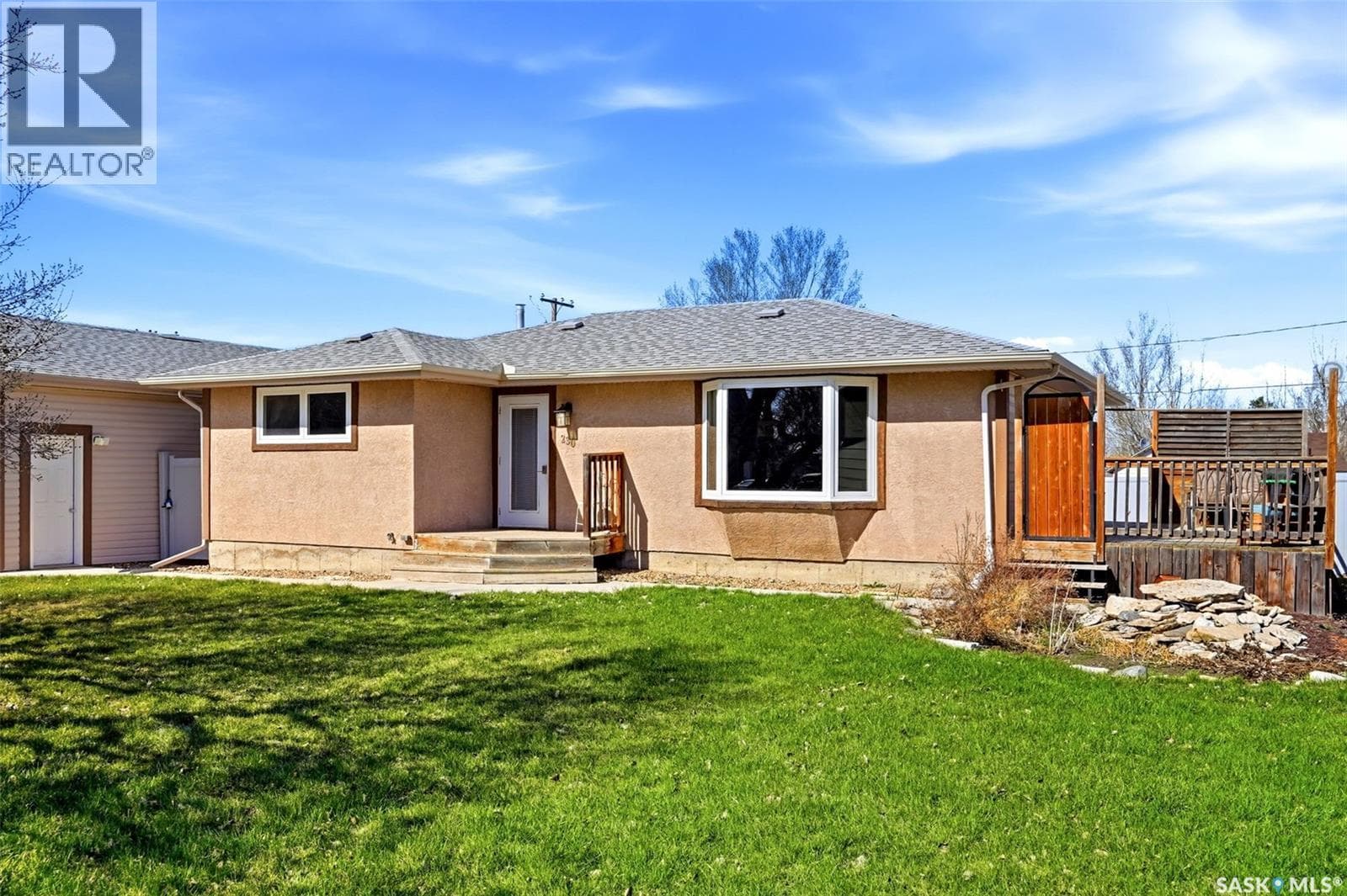 230 Prairie AVENUE