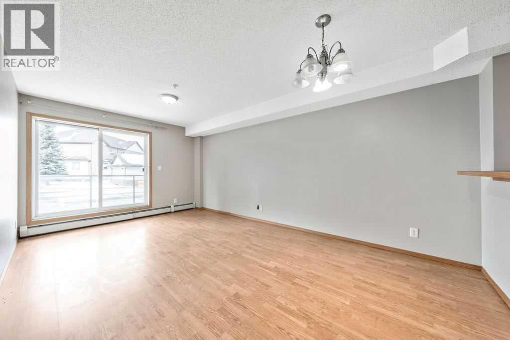 103, 92 Saddletree Court NE — photo 5