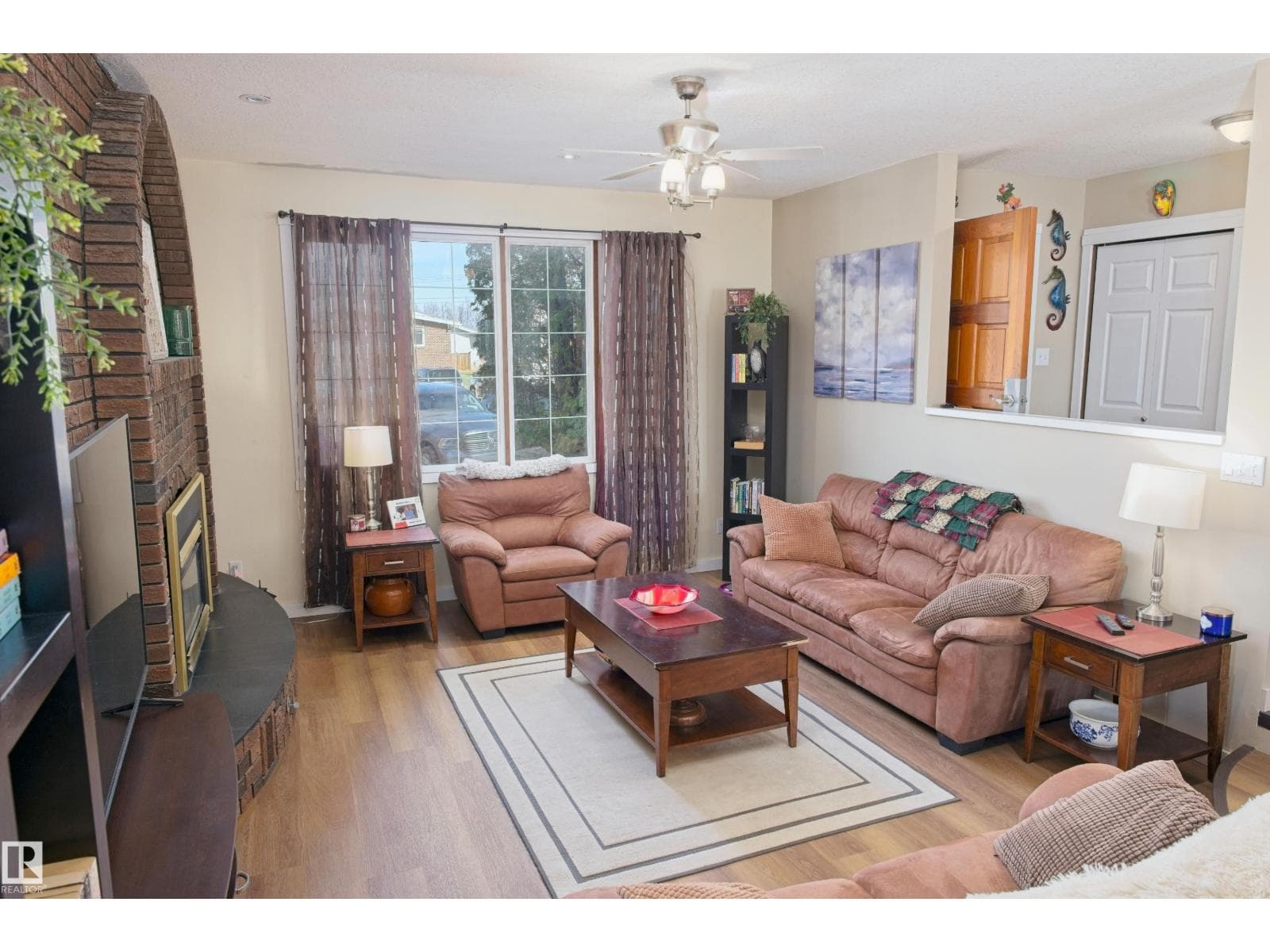 4904 43A ST photo 7