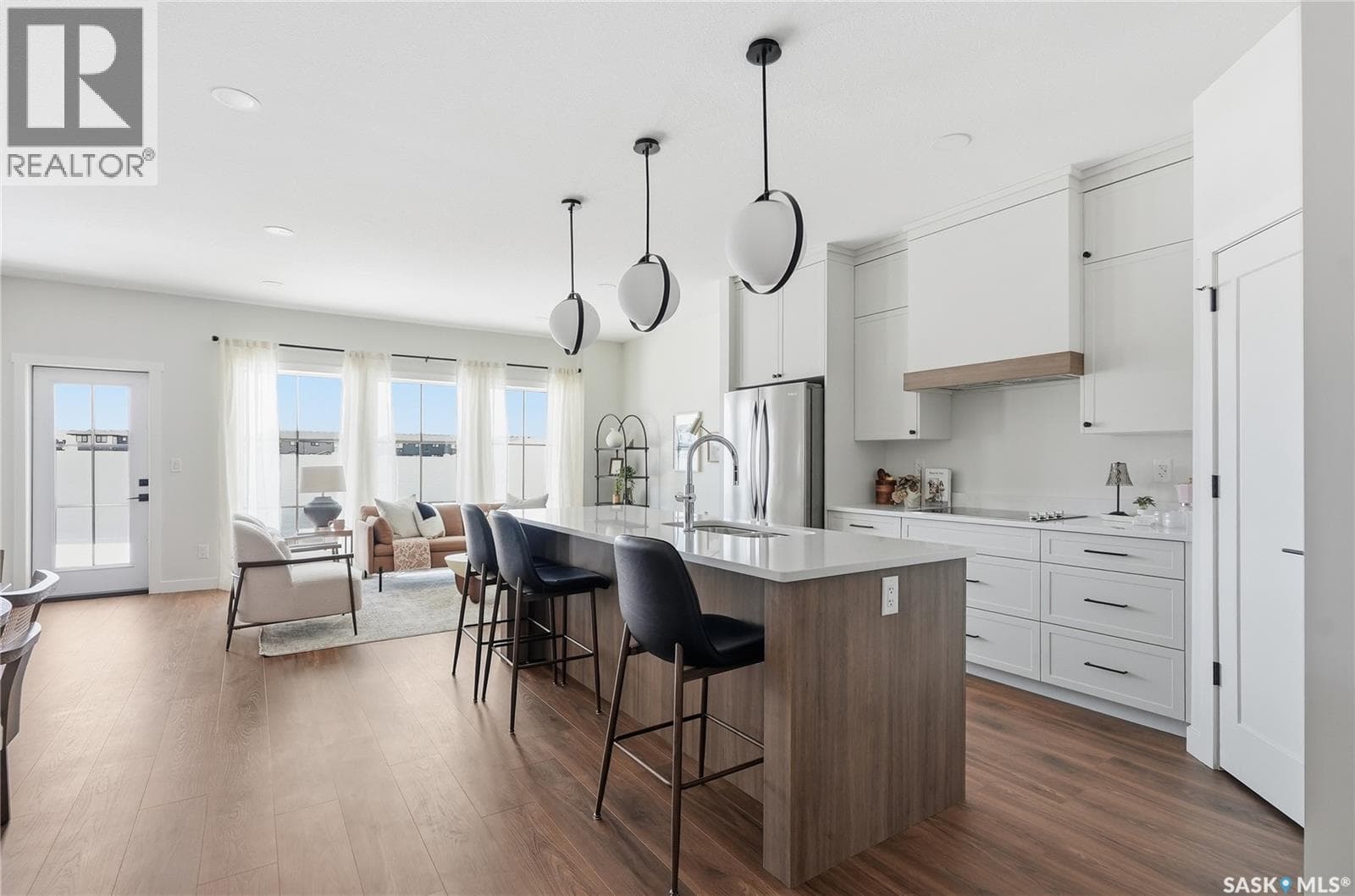 22 720 Brighton BOULEVARD — photo 4