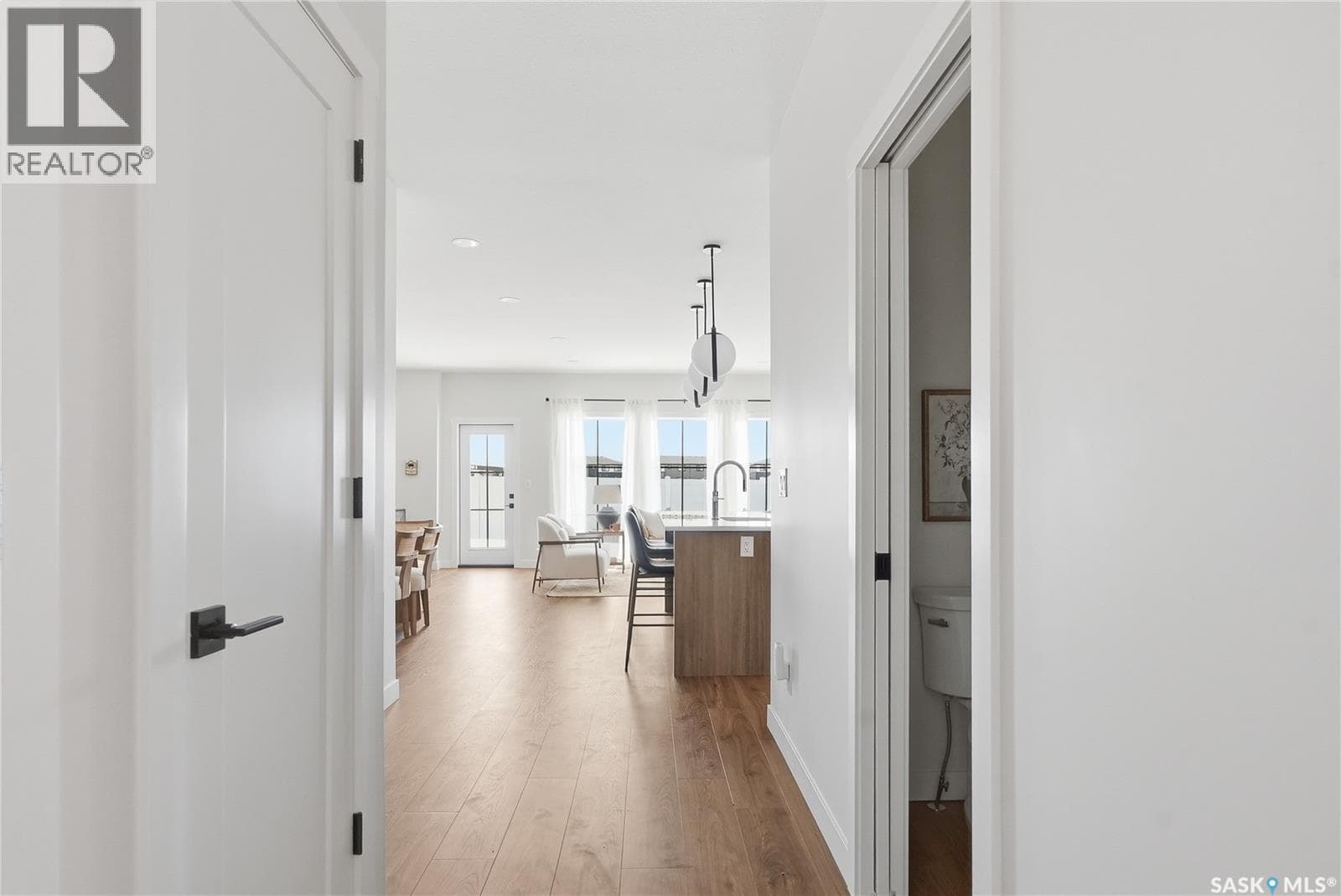 22 720 Brighton BOULEVARD — photo 3