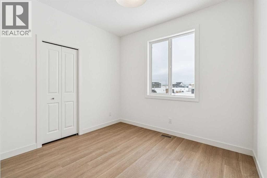 70 Prince Crescent — photo 3