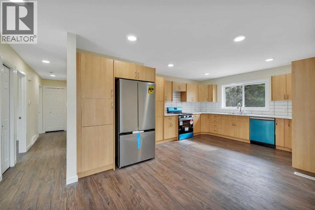 27 Gregson Crescent — photo 5
