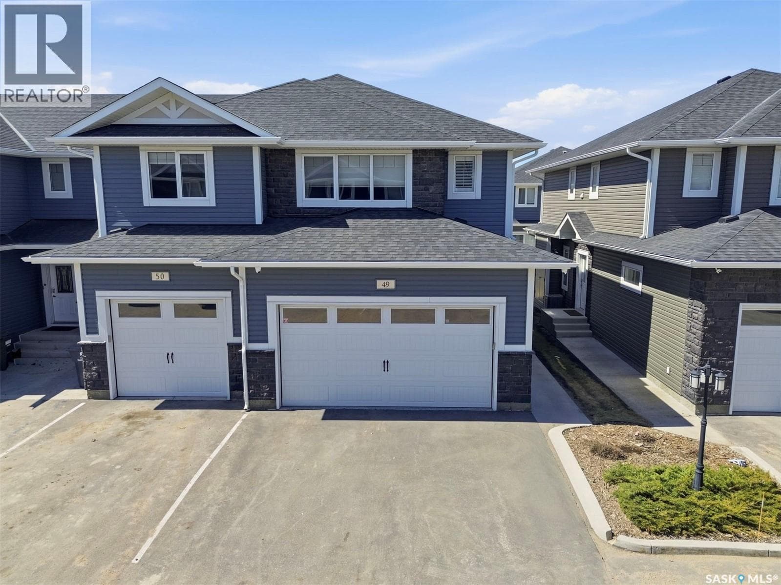 49 115 Veltkamp CRESCENT — photo 3